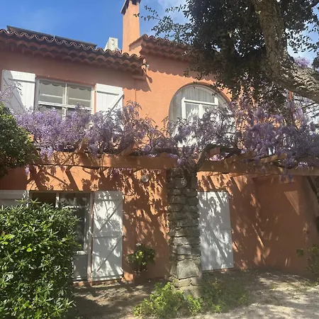 Golfe St Tropez Area & Swimming Pool Dom wakacyjny Grimaud